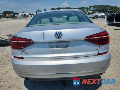 Zdjęcie 6 z 13 samochodu: 2019 VOLKSWAGEN PASSAT WOLFSBURG VIN:1VWLA7A32KC009566 - miniatura
