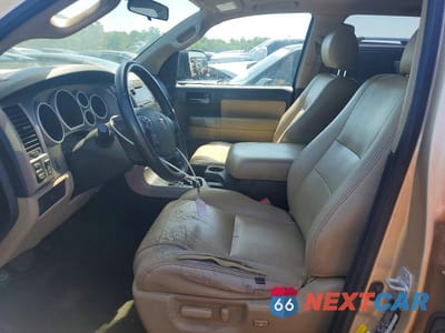 Zdjęcie 7 z 12 samochodu: 2012 TOYOTA SEQUOIA SR5 VIN:5TDZM5G17CS003986 - miniatura