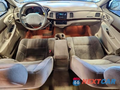 Zdjęcie 8 z 12 samochodu: 2002 CHEVROLET IMPALA VIN:2G1WF55E529327280 - miniatura