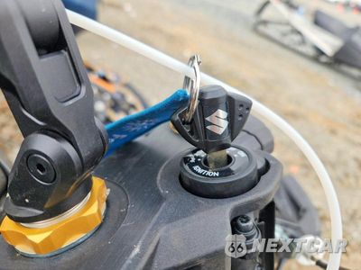 Zdjęcie 8 z 9 samochodu: 2026 SUZUKI GSX-R750 VIN:JS1GR7MA2T7101238 - miniatura