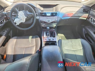 Zdjęcie 8 z 12 samochodu: 2019 INFINITI Q70 3.7 LUXE VIN:JN1BY1AR8KM580066 - miniatura