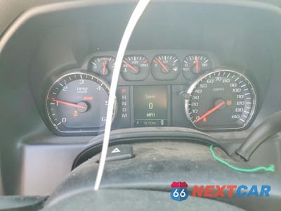Zdjęcie 9 z 12 samochodu: 2015 CHEVROLET SILVERADO K1500 VIN:1GCNKPEC4FZ147437 - miniatura