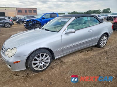 2007 MERCEDES-BENZ CLK 350 WDBTK56F17T077838 - główne zdjęcie licytacji z USA - miniatura