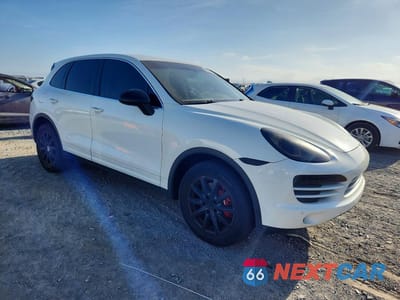 Czwarte zdjęcie samochodu z boku: 2011 PORSCHE CAYENNE VIN:WP1AA2A20BLA04353 - miniatura