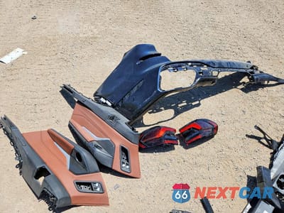 Zdjęcie 12 z 13 samochodu: 2024 BMW X7 XDRIVE40I VIN:5UX23EM0XR9S57309 - miniatura
