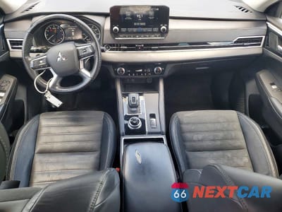 Zdjęcie 8 z 14 samochodu: 2023 MITSUBISHI OUTLANDER SE VIN:JA4J3UA87PZ016784 - miniatura