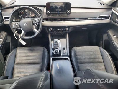 Zdjęcie 8 z 14 samochodu: 2023 MITSUBISHI OUTLANDER SE VIN:JA4J3UA87PZ016784 - miniatura