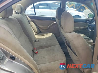 Zdjęcie 10 z 12 samochodu: 2003 HONDA CIVIC LX VIN:2HGES16533H517142 - miniatura
