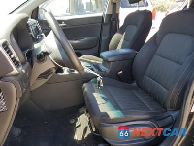 Zdjęcie 7 z 13 samochodu: 2017 KIA SPORTAGE LX VIN:KNDPMCAC5H7257882 - miniatura
