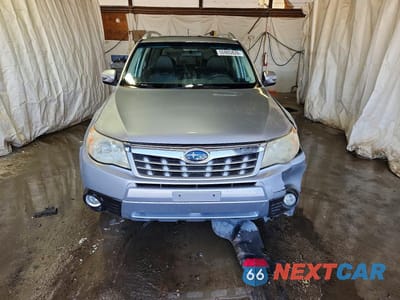 Piąte zdjęcie samochodu w środku: 2012 SUBARU FORESTER TOURING VIN:JF2SHAGC7CH441400 - miniatura