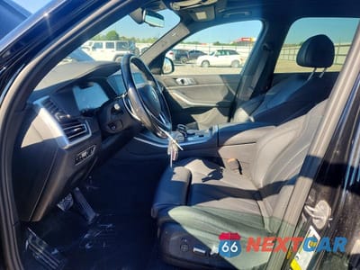 Zdjęcie 7 z 13 samochodu: 2021 BMW X5 XDRIVE40I VIN:5UXCR6C04M9G01898 - miniatura