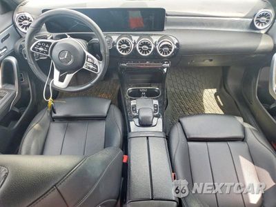 Zdjęcie 8 z 12 samochodu: 2020 MERCEDES-BENZ A 220 VIN:WDD3G4EB9LW039462 - miniatura