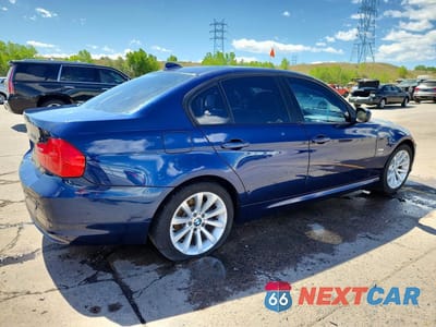 Trzecie zdjęcie samochodu z tyłu: 2011 BMW 328 XI VIN:WBAPK7G57BNN85746 - miniatura