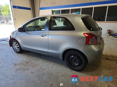 Drugie zdjęcie samochodu z przodu: 2008 TOYOTA YARIS BASE VIN:JTDJT903885185858 - miniatura