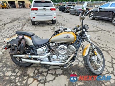 1999 YAMAHA XVS1100 JYAVP11E2XA000762 - główne zdjęcie licytacji z USA - miniatura