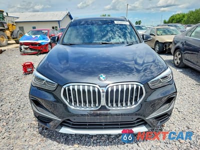 Piąte zdjęcie samochodu w środku: 2021 BMW X1 SDRIVE28I VIN:WBXJG7C01M5S77109 - miniatura