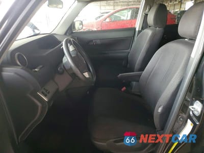 Zdjęcie 7 z 12 samochodu: 2009 TOYOTA SCION XB VIN:JTLKE50E091076767 - miniatura