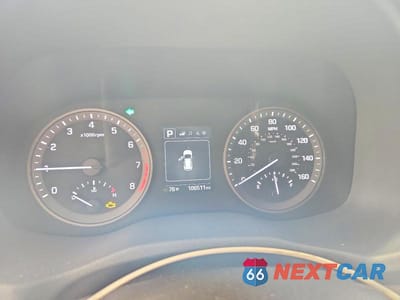 Zdjęcie 9 z 13 samochodu: 2018 HYUNDAI TUCSON SEL VIN:KM8J33A49JU607986 - miniatura