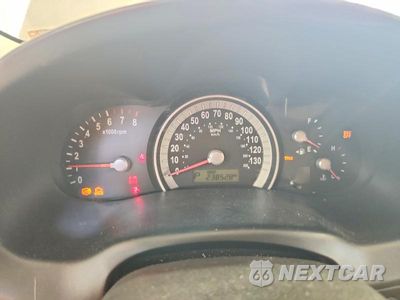 Zdjęcie 9 z 13 samochodu: 2007 HYUNDAI ENTOURAGE GLS VIN:KNDMC233276034054 - miniatura