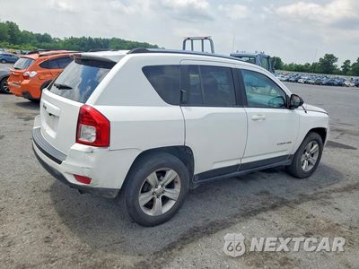 Trzecie zdjęcie samochodu z tyłu: 2013 JEEP COMPASS SPORT VIN:1C4NJDBB6DD167972 - miniatura