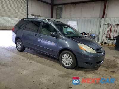 Czwarte zdjęcie samochodu z boku: 2008 TOYOTA SIENNA LE 7-PASSENGER VIN:5TDZK23C18S160352 - miniatura