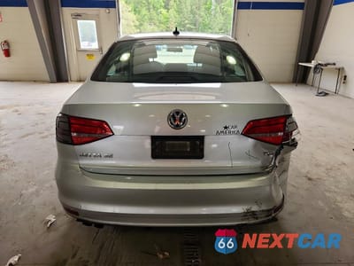 Zdjęcie 6 z 12 samochodu: 2015 VOLKSWAGEN JETTA SE VIN:3VWD17AJ5FM245863 - miniatura