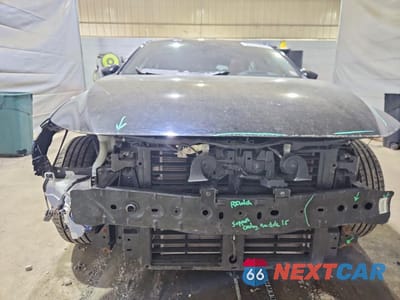 Piąte zdjęcie samochodu w środku: 2024 MAZDA 3 PREMIUM VIN:JM1BPAMM0R1652132 - miniatura