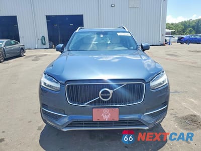 Piąte zdjęcie samochodu w środku: 2018 VOLVO XC90 T5 VIN:YV4102XK7J1337944 - miniatura