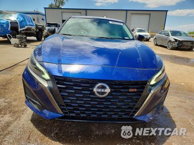 Piąte zdjęcie samochodu w środku: 2023 NISSAN ALTIMA SR VIN:1N4BL4CV9PN330110 - miniatura