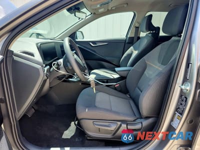 Zdjęcie 7 z 13 samochodu: 2026 KIA NIRO LX VIN:KNDCP3LE3T5336931 - miniatura