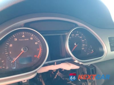 Zdjęcie 9 z 13 samochodu: 2015 AUDI Q7 PRESTIGE VIN:WA1DGAFE4FD018194 - miniatura
