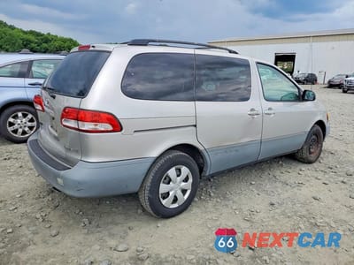 Trzecie zdjęcie samochodu z tyłu: 2002 TOYOTA SIENNA CE VIN:4T3ZF19C22U482543 - miniatura