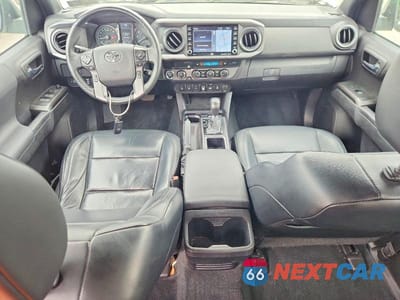Zdjęcie 8 z 13 samochodu: 2021 TOYOTA TACOMA TRD SPORT VIN:3TYCZ5AN8MT041543 - miniatura