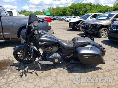 Trzecie zdjęcie samochodu z tyłu: 2020 INDIAN MOTORCYCLE CO. SPRINGFIELD DARK HORSE VIN:56KTJDBBXL3384222 - miniatura
