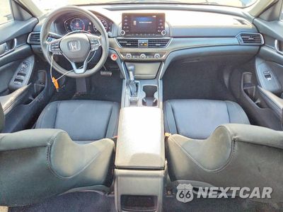 Zdjęcie 8 z 12 samochodu: 2019 HONDA ACCORD LX VIN:1HGCV1F11KA050053 - miniatura