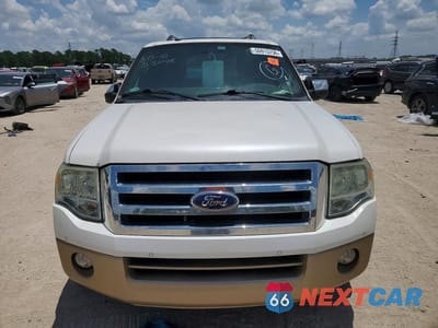 Piąte zdjęcie samochodu w środku: 2014 FORD EXPEDITION EL XLT VIN:1FMJK1H56EEF44142 - miniatura