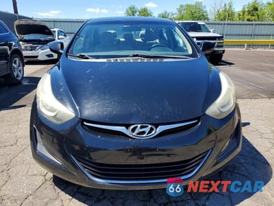 Piąte zdjęcie samochodu w środku: 2016 HYUNDAI ELANTRA SE VIN:5NPDH4AE0GH706460 - miniatura