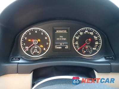 Zdjęcie 9 z 12 samochodu: 2015 VOLKSWAGEN TIGUAN S VIN:WVGAV7AXXFW614663 - miniatura
