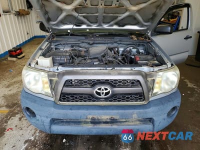 Zdjęcie 11 z 12 samochodu: 2011 TOYOTA TACOMA BASE VIN:5TFNX4CN8BX004579 - miniatura