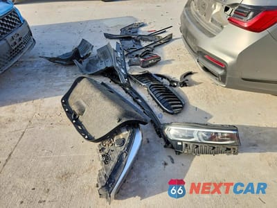 Zdjęcie 12 z 13 samochodu: 2022 BMW 750 XI VIN:WBA7U2C03NCJ48155 - miniatura