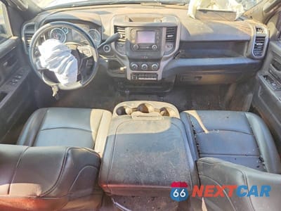 Zdjęcie 8 z 12 samochodu: 2024 RAM 5500 VIN:3C7WRNFL2RG107299 - miniatura