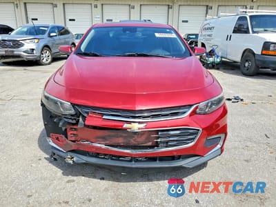 Piąte zdjęcie samochodu w środku: 2016 CHEVROLET MALIBU LT VIN:1G1ZE5ST6GF273067 - miniatura