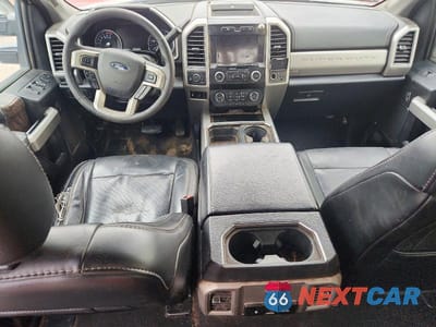 Zdjęcie 8 z 12 samochodu: 2019 FORD F250 SUPER DUTY VIN:1FT7W2B64KEF12019 - miniatura