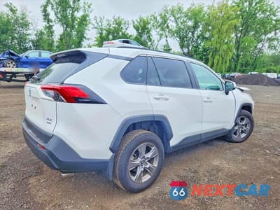 Trzecie zdjęcie samochodu z tyłu: 2025 TOYOTA RAV4 XLE VIN:2T3P1RFVXSW616287 - miniatura