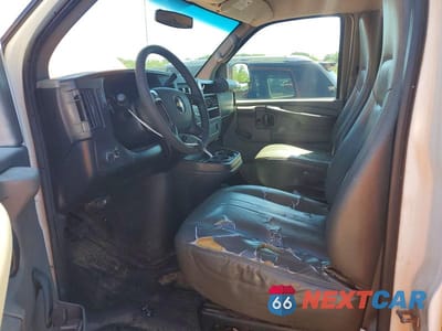 Zdjęcie 7 z 13 samochodu: 2010 CHEVROLET EXPRESS G1500 VIN:1GCUGADX4A1150117 - miniatura