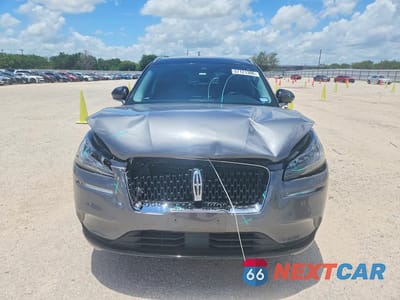 Piąte zdjęcie samochodu w środku: 2021 LINCOLN CORSAIR VIN:5LMCJ1DH7MUL10430 - miniatura