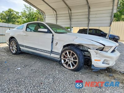 Czwarte zdjęcie samochodu z boku: 2010 FORD MUSTANG VIN:1ZVBP8AN6A5104393 - miniatura
