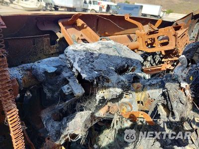 Zdjęcie 9 z 12 samochodu: 2017 FORD F650 DIESEL KICK-UP FRAME VIN:1FDNF6EC2HDB11465 - miniatura