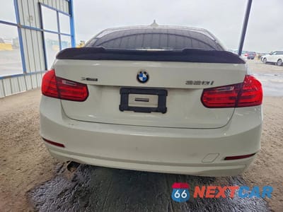 Zdjęcie 6 z 12 samochodu: 2015 BMW 320 I XDRIVE VIN:WBA3C3G53FNS73661 - miniatura