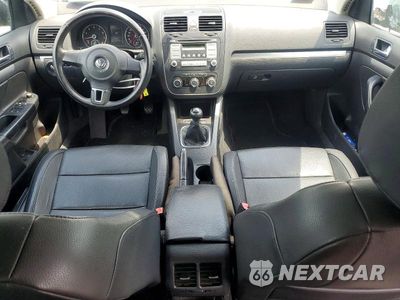 Zdjęcie 8 z 12 samochodu: 2010 VOLKSWAGEN JETTA SE VIN:3VWRZ7AJ7AM125070 - miniatura